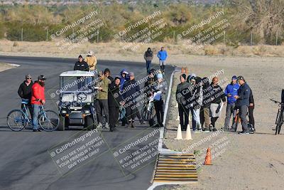 media/Jan-19-2023-Racers Edge (Thu) [[69d0b4dc55]]/Around the Pits-Track Walk/